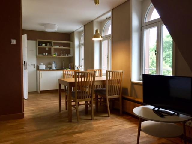 "Goethezimmer" - Auf Dem Dach Der Notenbank ไวมาร์ ภายนอก รูปภาพ
